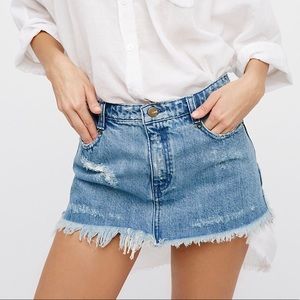 Free People Cute To Boot denim mini skirt - Size 0